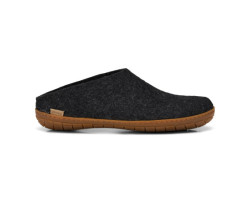 Slippers with rubber sole -...