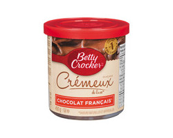 Betty Crocker Glaçage crémeux deluxe au chocolat français