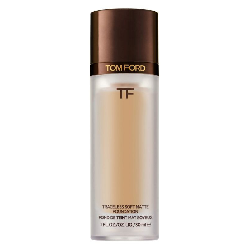 Invisible, soft and matte foundation
