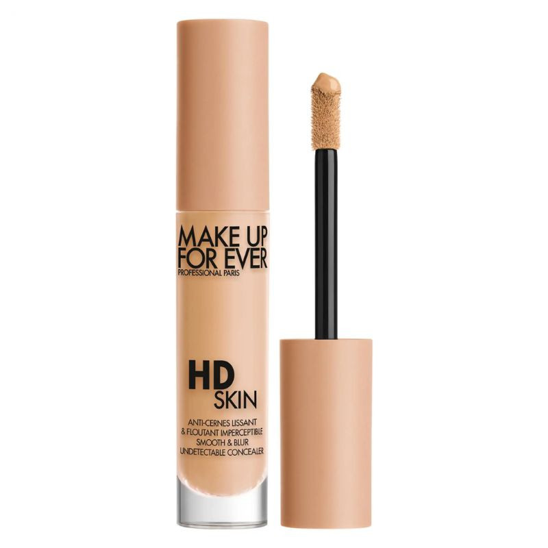 HD Skin smoothing and blurring concealer under the eyes