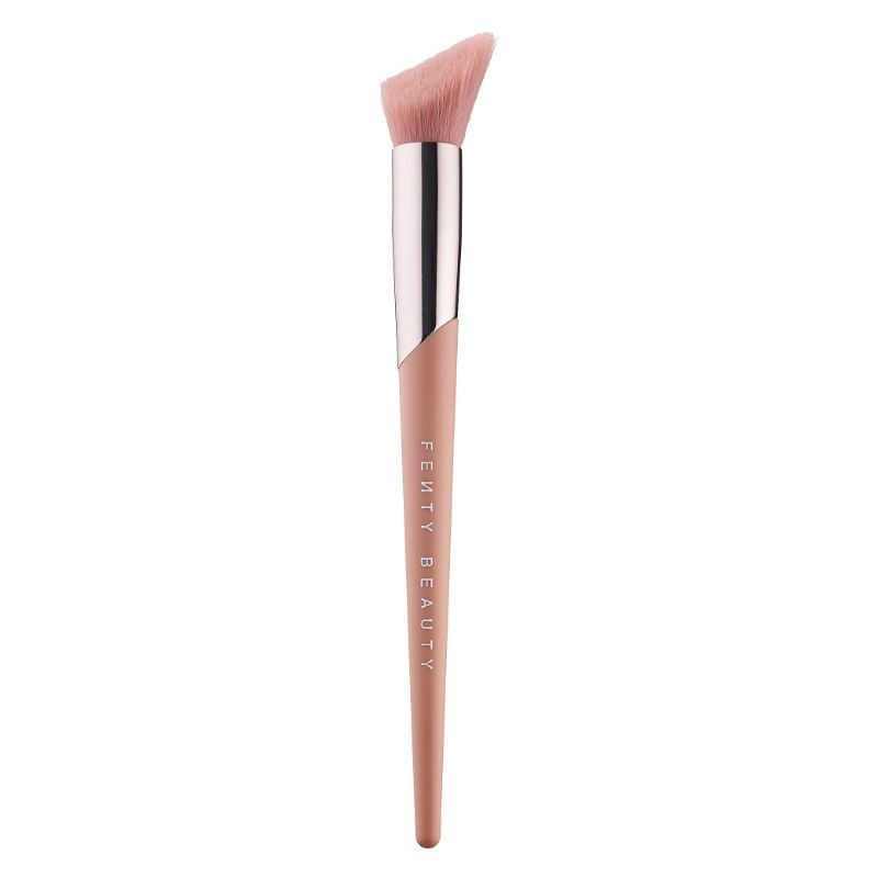 Highlighting Brush 120 Cheek-Hugging