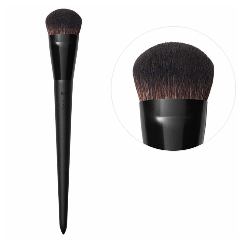 Dense Edge Foundation Brush V102