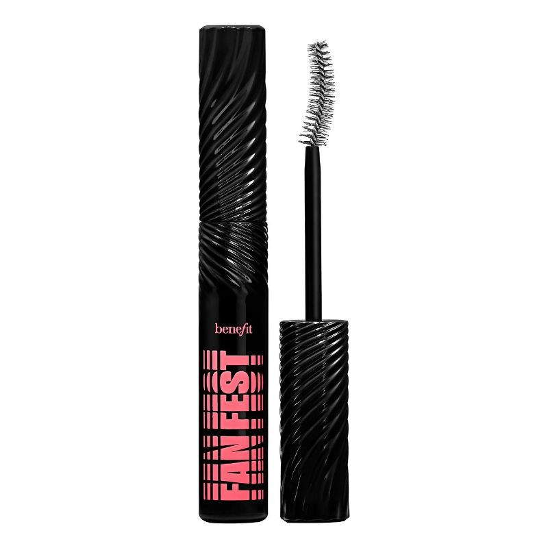 Fan Fest volume and fan effect mascara