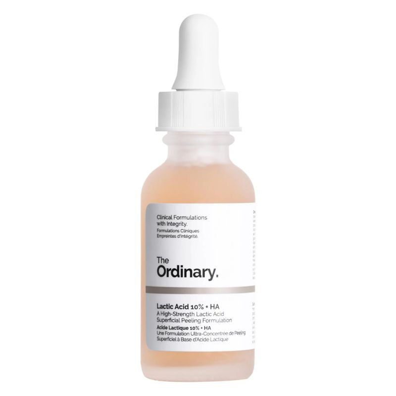 The Ordinary Sérum exfoliant à base d’acide lactique 10 % + HA 2 %.