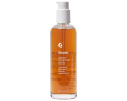 Exfoliating and purifying facial cleanser concentrated with AHA