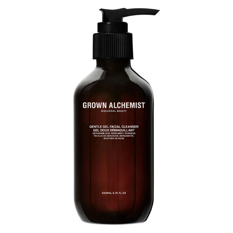 Grown Alchemist Gel nettoyant doux pour le visage : Feuille de géranium, bergamote, boutons de rose