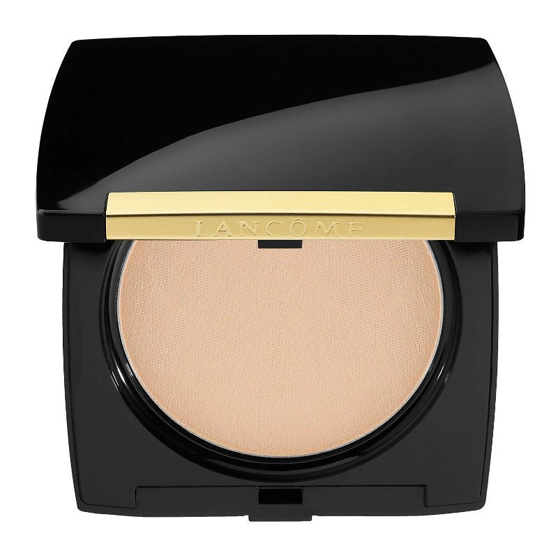 DOUBLE FINISH – Long-wearing multi-tasking powder foundation