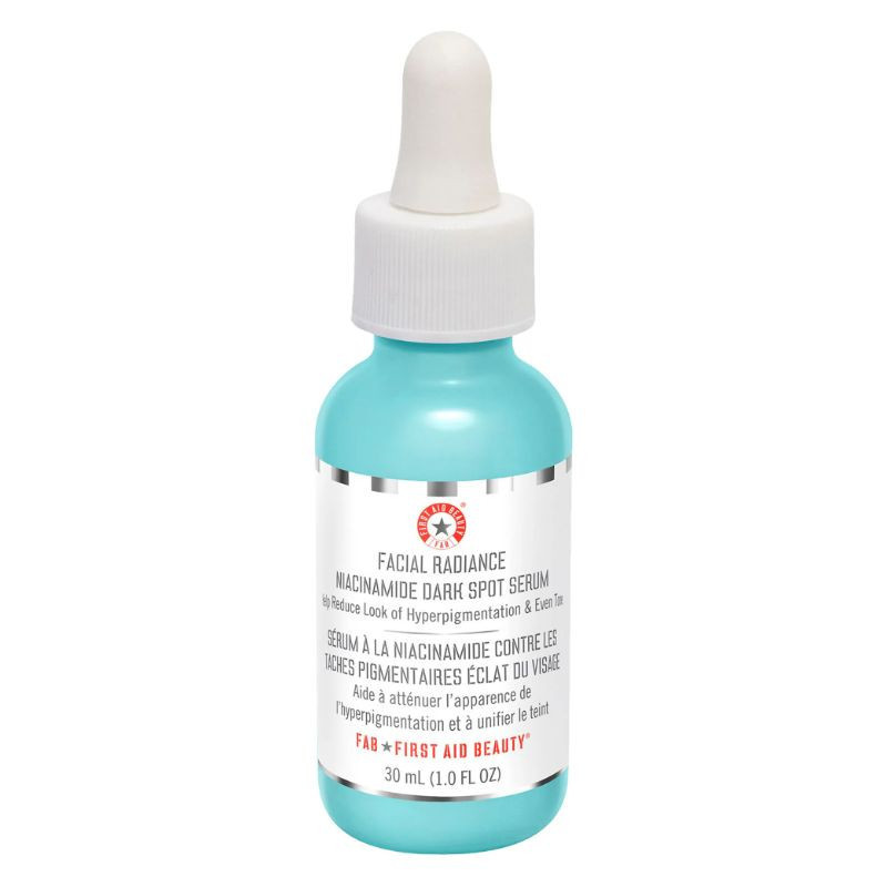 First Aid Beauty Sérum contre les taches pigmentaires à la niacinamide Facial Radiance