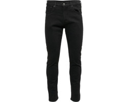 512 slim fit and tapered...
