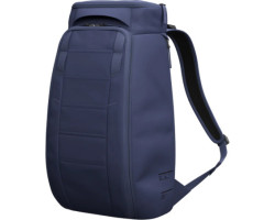 Hugger 25L backpack