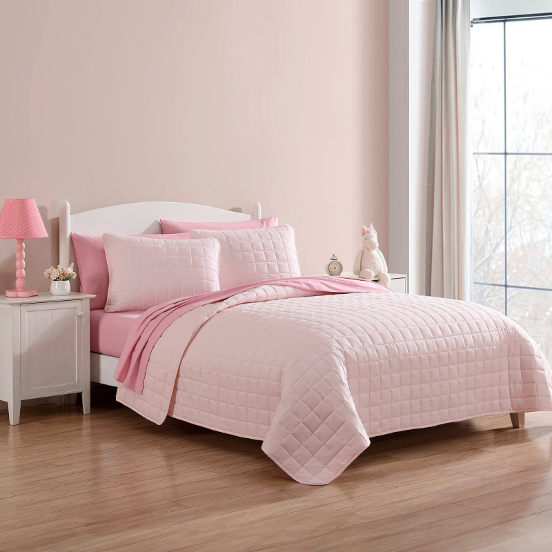 Double/Queen Bed Quilt - Pink