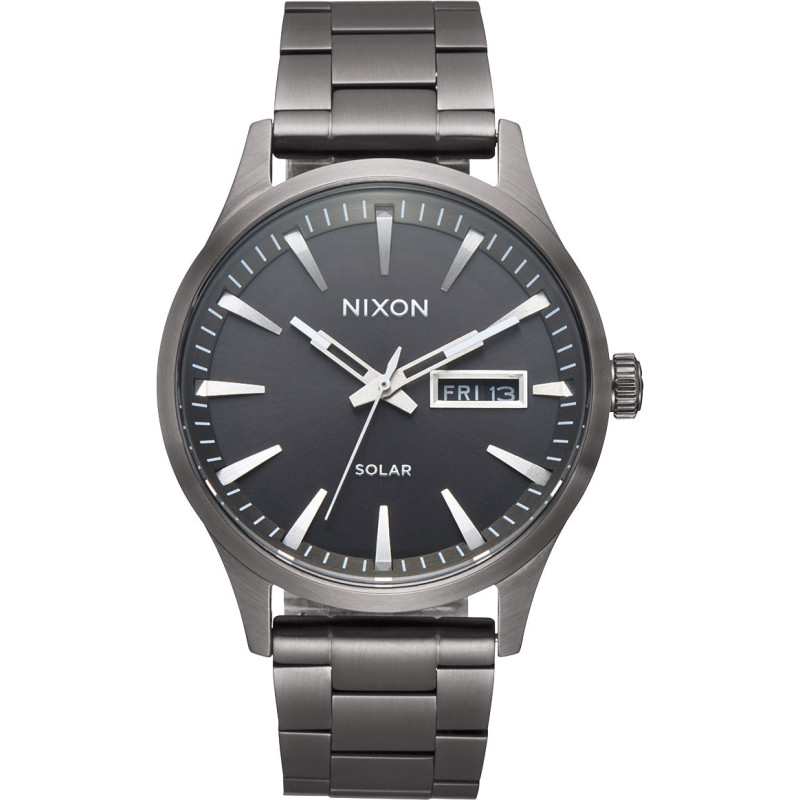 Nixon Montre en acier inoxydable solaire Sentry - Homme