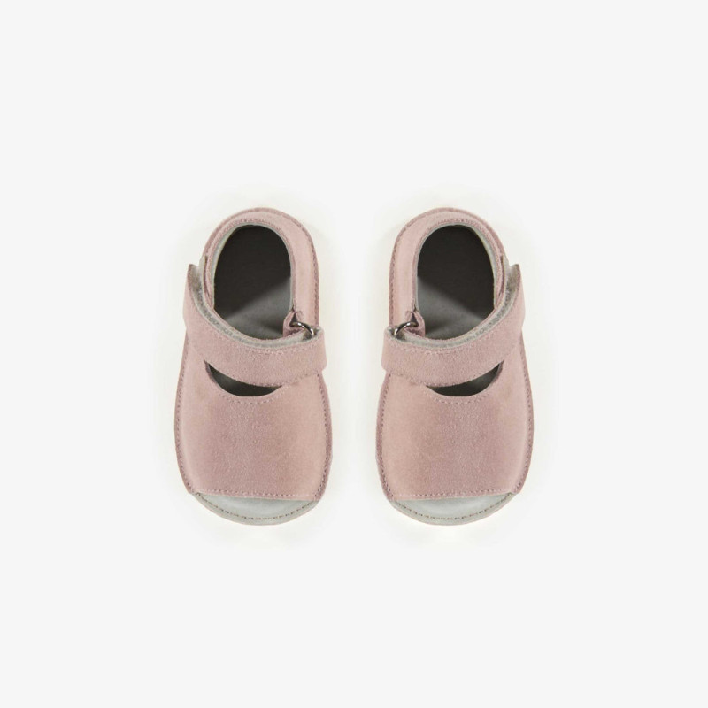 Pale pink sandals with soft sole in suede, newborn
