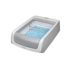 “ScoopFree®” self-cleaning litter box…