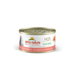 Salmon in broth for adult cats