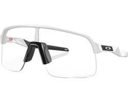 Oakley Lunettes de soleil Sutro Lite - Matte White - Lentilles Clear to Black Iridium Photochromic - Homme