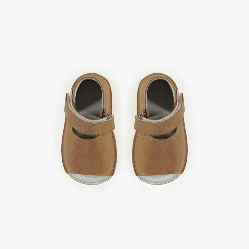 Brown sandals with soft sole in suede, newborn