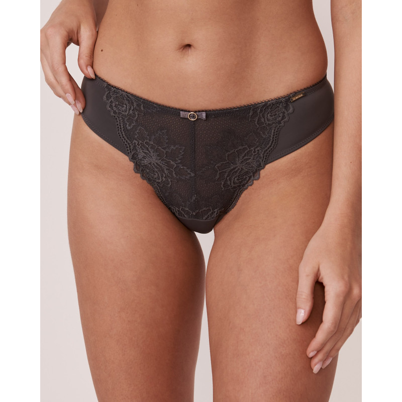 Culotte tanga microfibre détail de dentelle et résille