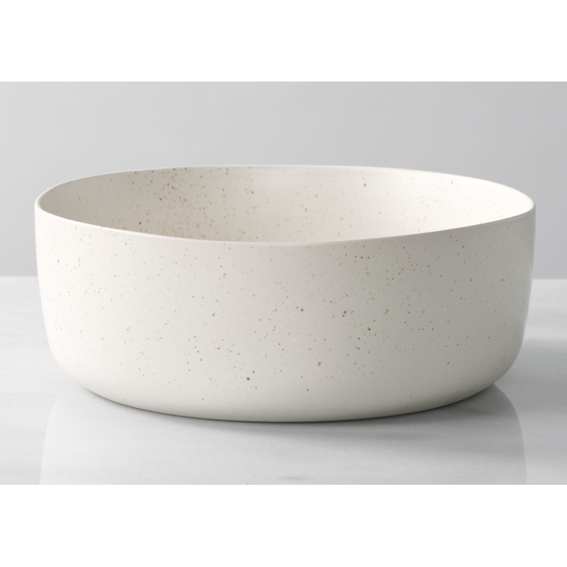 Saturna white serving bowl