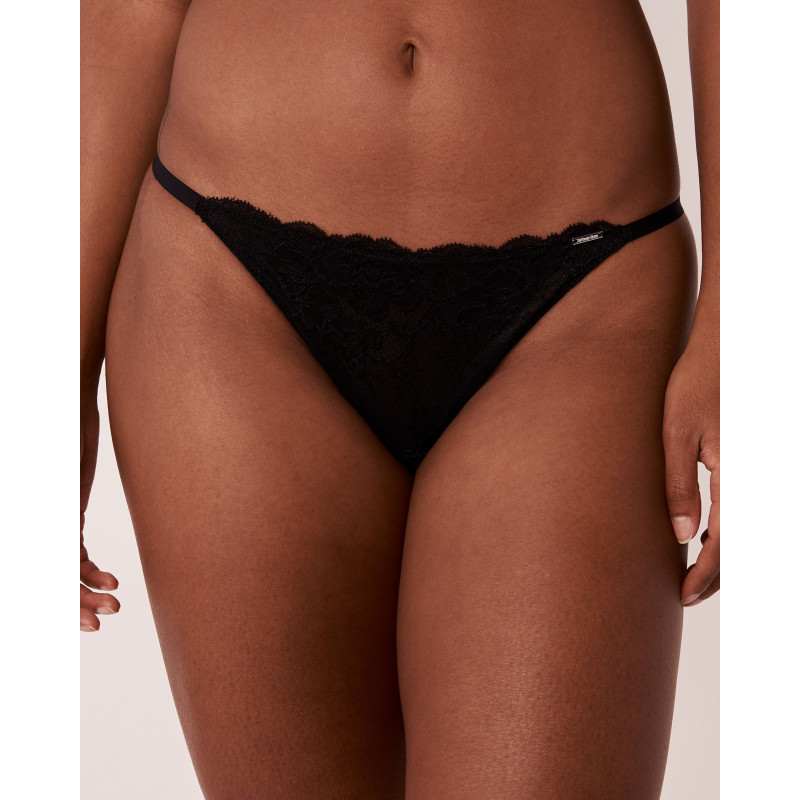 Culotte string dentelle