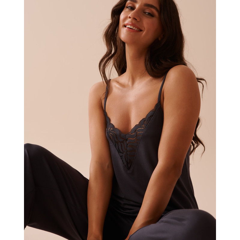 Camisole en modal avec détails en dentelle