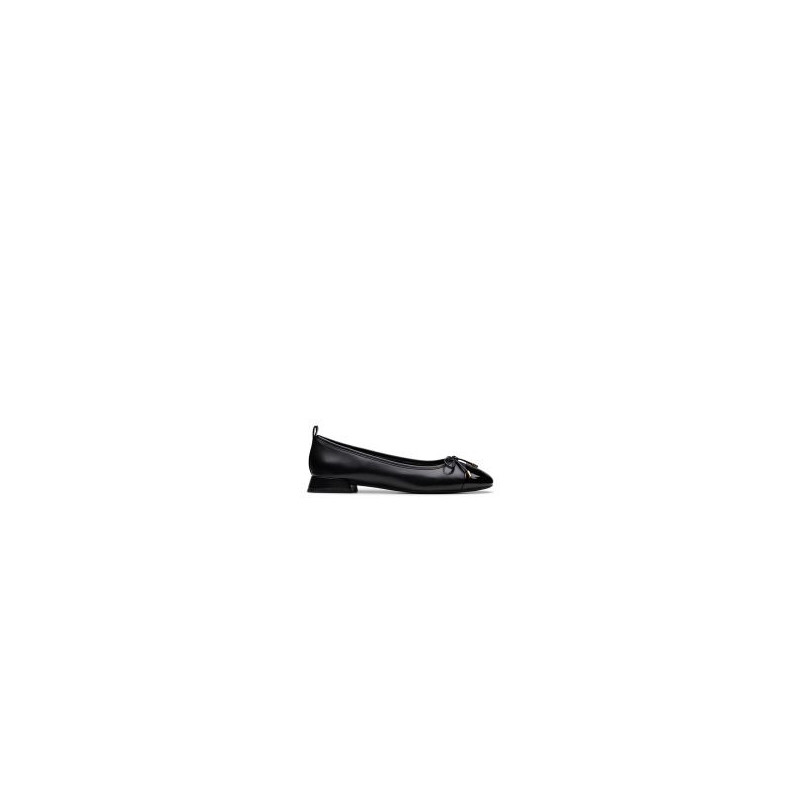 Clarks ubree15 poppy