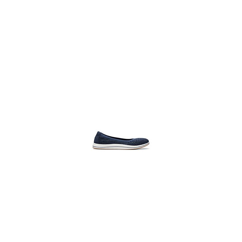 Clarks breeze roam