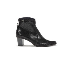 Dorking by Fluchos DEISY D6034