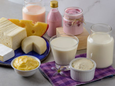 Produits laitiers, fromages et oeufs